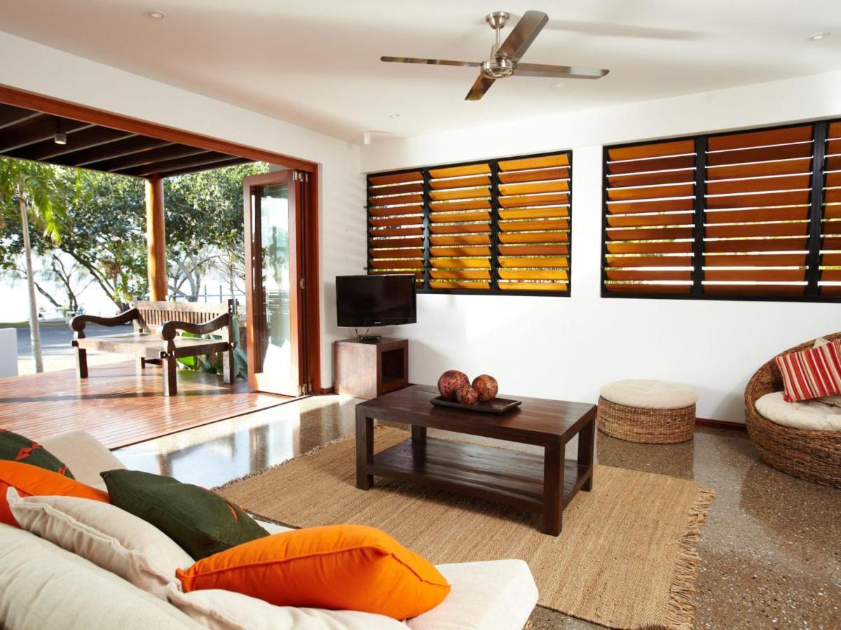 Villa Kembali Horseshoe Bay Exterior photo